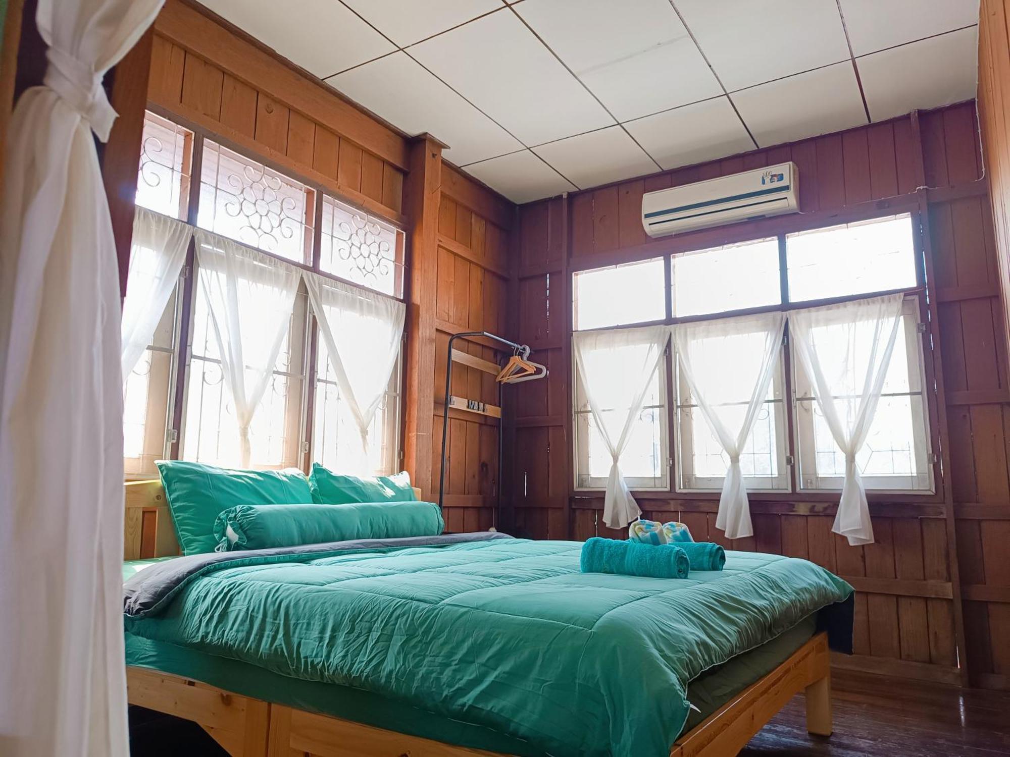 Pai Baan Homestay ปายบ้าน โฮมสเตย์ ถนนคนเดินปาย Εξωτερικό φωτογραφία