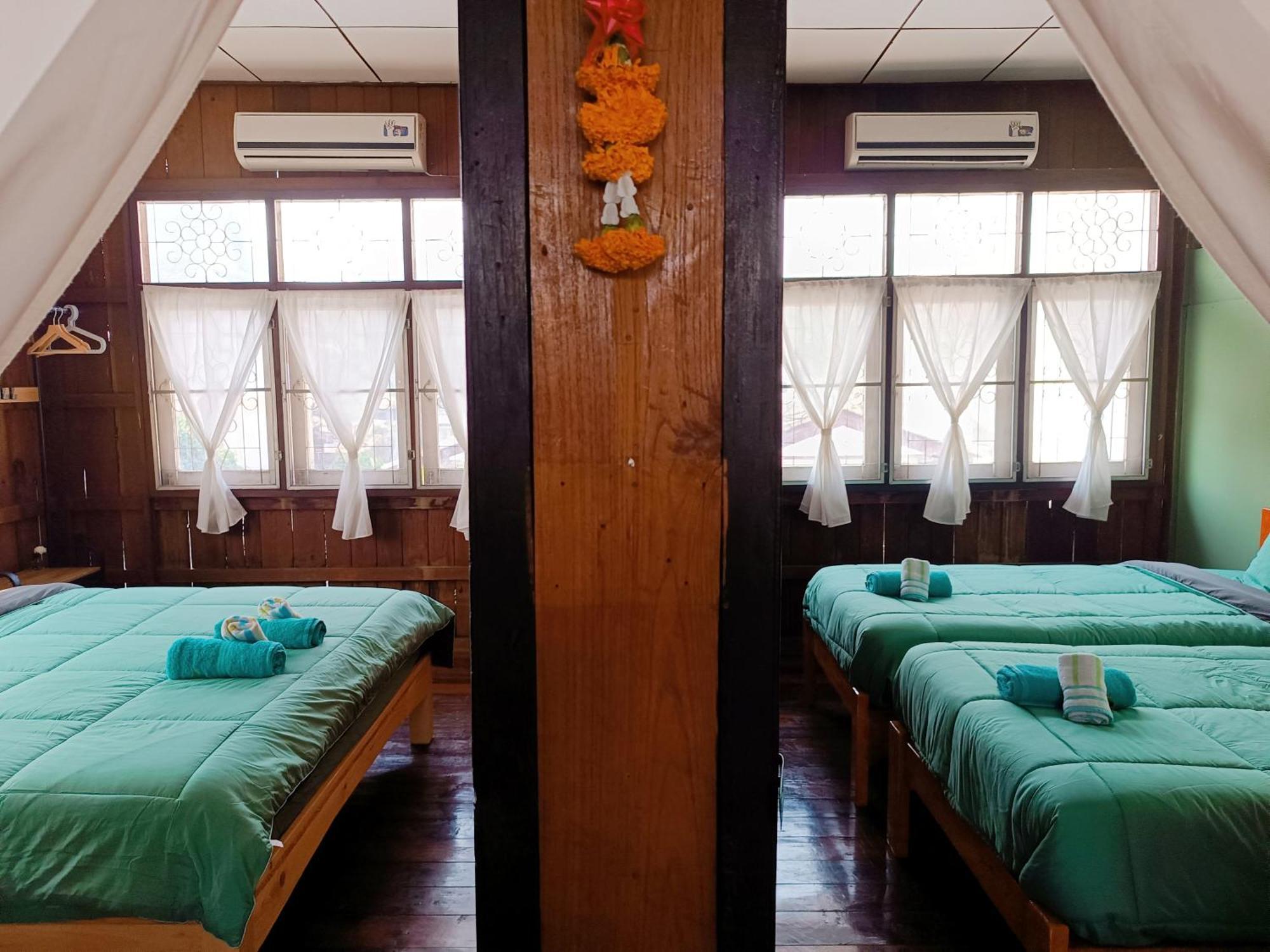 Pai Baan Homestay ปายบ้าน โฮมสเตย์ ถนนคนเดินปาย Εξωτερικό φωτογραφία