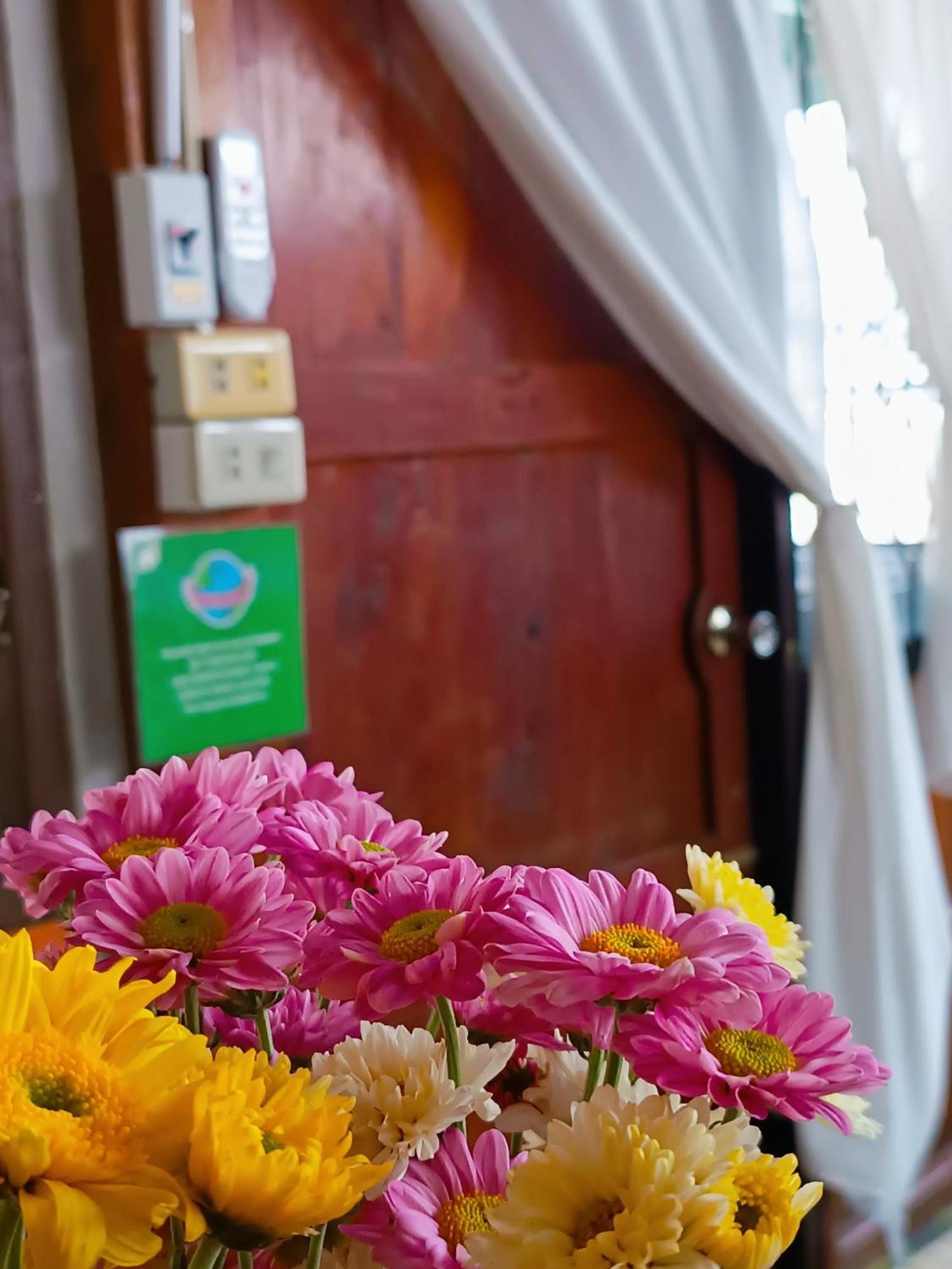 Pai Baan Homestay ปายบ้าน โฮมสเตย์ ถนนคนเดินปาย Εξωτερικό φωτογραφία