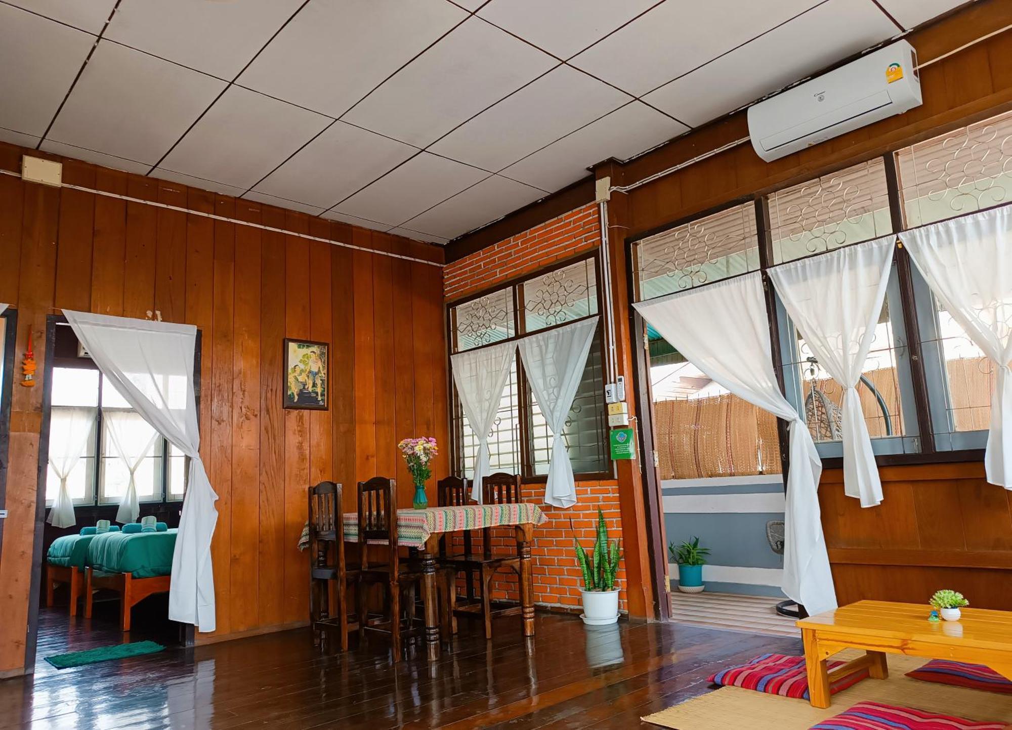 Pai Baan Homestay ปายบ้าน โฮมสเตย์ ถนนคนเดินปาย Εξωτερικό φωτογραφία