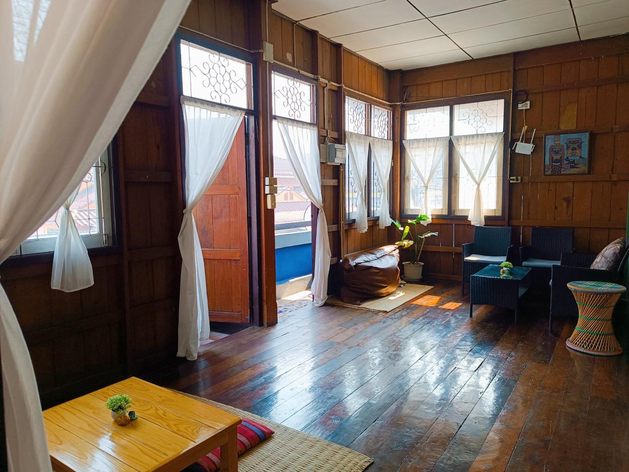 Pai Baan Homestay ปายบ้าน โฮมสเตย์ ถนนคนเดินปาย Εξωτερικό φωτογραφία